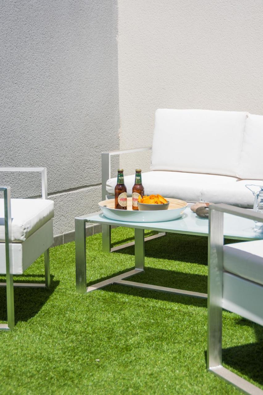 Atico Con Terraza Ac 1Hab En El Centro Y Piscina Comunitaria Apartment Malaga Exterior photo